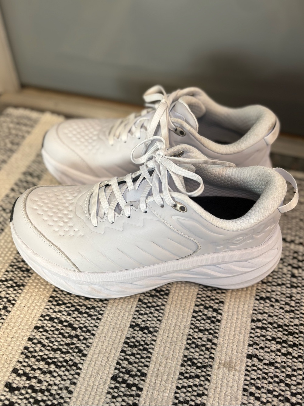 Hoka Bondi SR Leather/Slip Resistant Running Shoe-Frost (7.5)